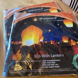 Set of 2 Santa wish lanterns by Birando